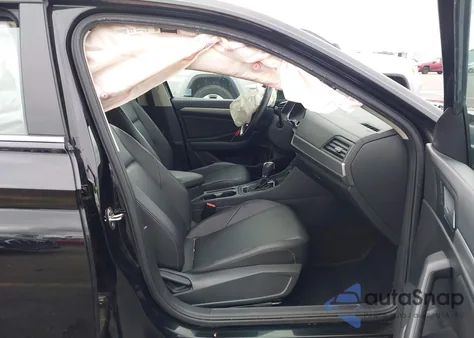 2019 Volkswagen Jetta 1.4T R-Line/1.4T S/1.4T Se z USA, uszkodzony, nr VIN 3VWCB7BU6KM241896